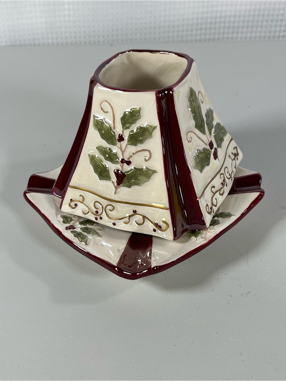 Yankee Candle Cream, Burgundy & Green Holly Ceramic Candle Plate and Shade